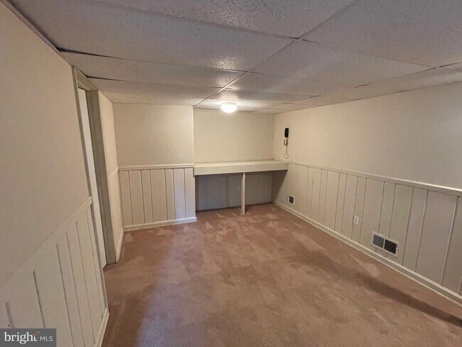 Building Photo - 11203 Dodson Ln