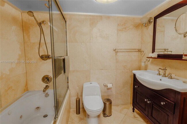 Building Photo - 150 SE 25th Rd