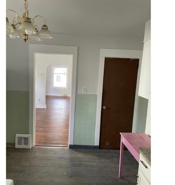 Building Photo - 8 Harrison Ave