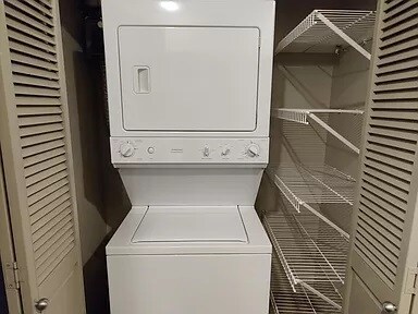 Laundry - 1100 106th Ave NE
