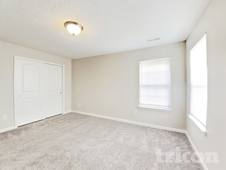 Building Photo - 4931 Long Iron Dr