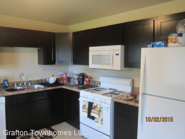 Building Photo - 102-1847 Falls Rd