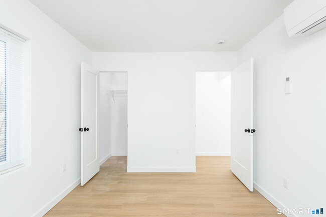 Building Photo - 28 Townsend St