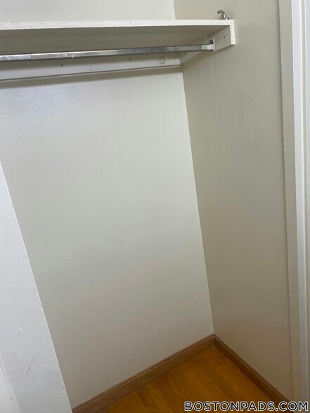 Building Photo - 1110 Commonwealth Ave