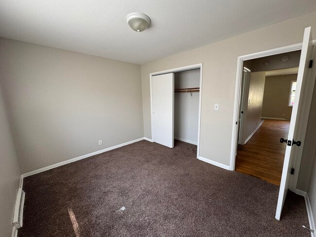 Building Photo - 9335 W Sheridan Ave