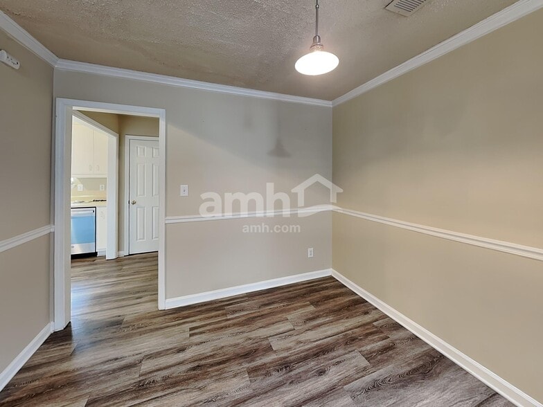 Building Photo - 140 Cannon Dr