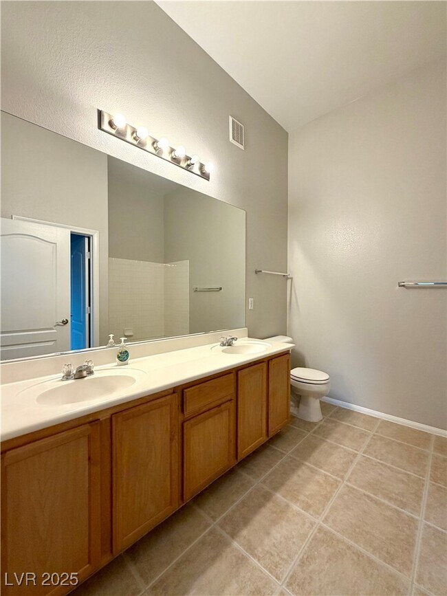 Building Photo - 3570 Cactus Shadow St