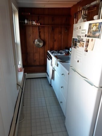 Primary Photo - 334 Bunker Hill St