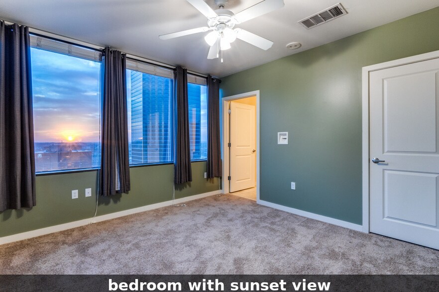 Building Photo - 1200 Main St