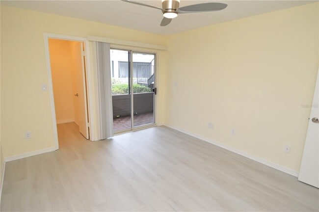 Building Photo - 10263 Gandy Blvd N