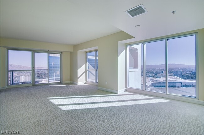 Building Photo - 2700 S Las Vegas Blvd