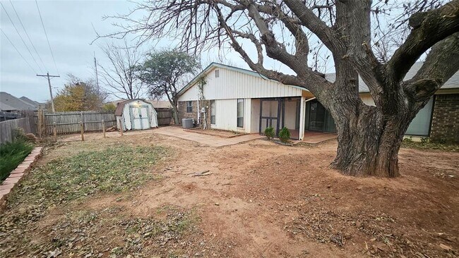 Building Photo - 5301 NW 115th St