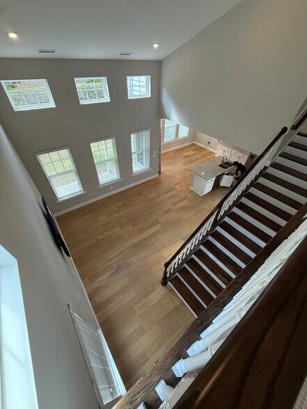 Building Photo - 335 Acorn Hollow Pl