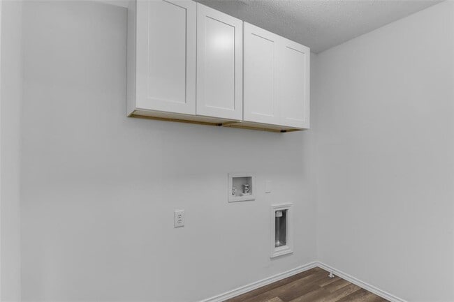 Building Photo - 2509 Sumac Ln