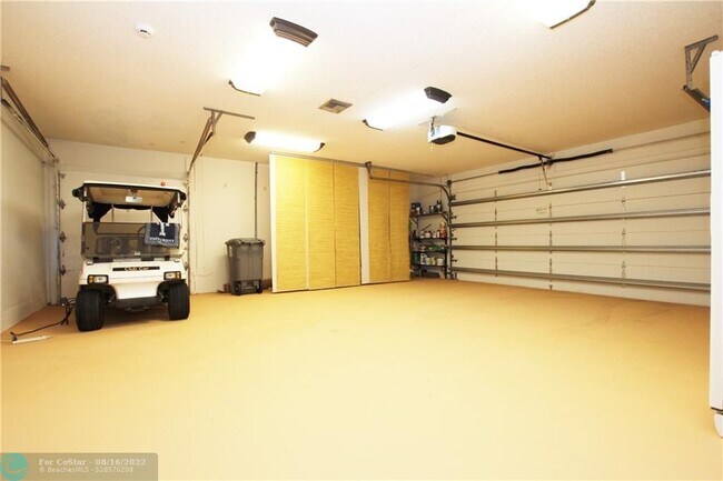 Building Photo - 10134 Boca Woods Ln