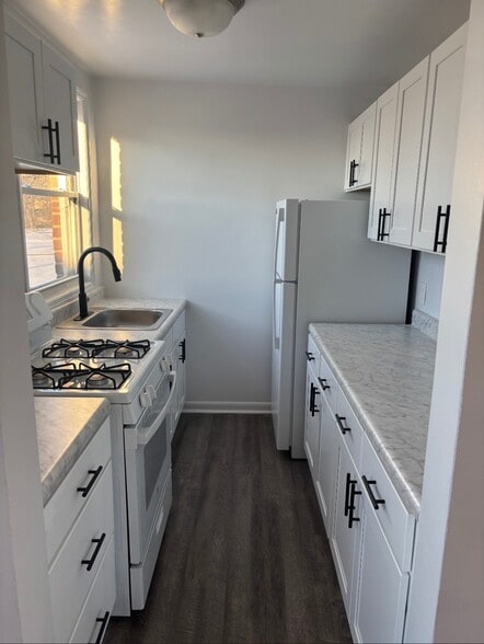 Building Photo - Sigma Apartments