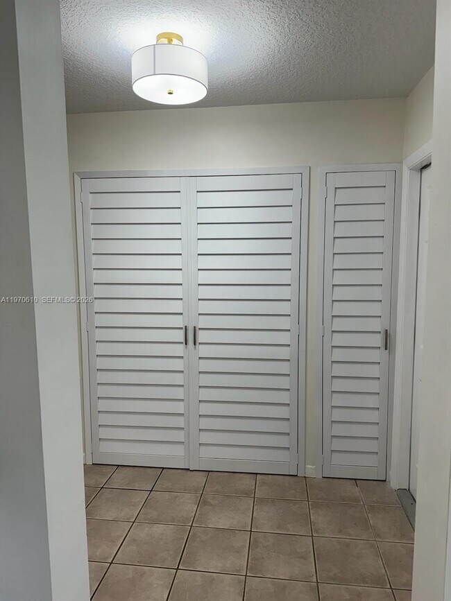 Building Photo - 706 NW 108th Terrace