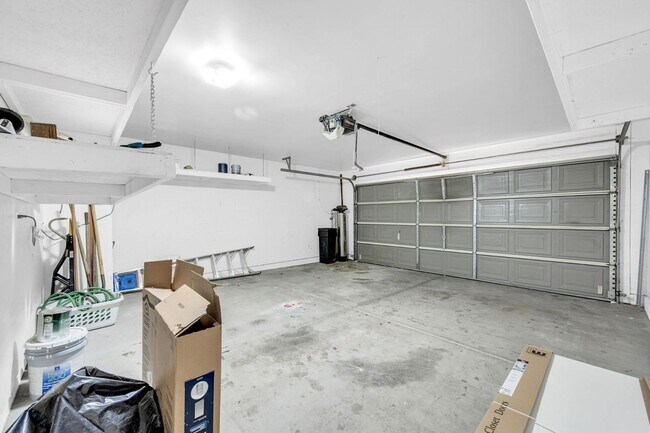 Building Photo - 1125 E Milada Dr
