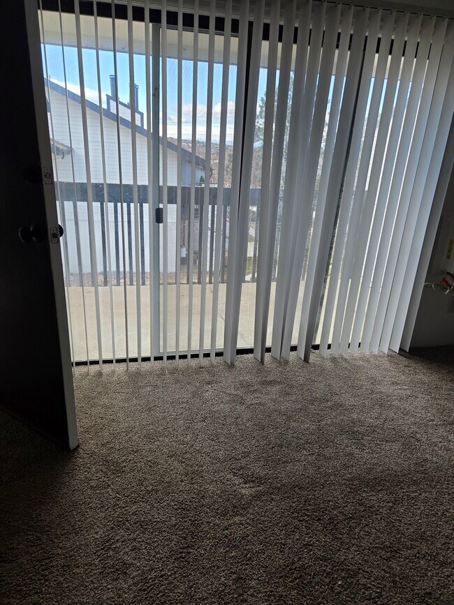 Building Photo - Stonecreek Park Condominiums