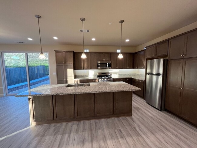 Building Photo - Spacious Home - Three Bedrooms w/garage TOSCANO Neighborhood in SLO