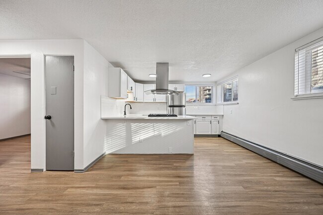 15-web-or-mls-1545 Quitman St Unit 7-S1612-009 - The Sloan