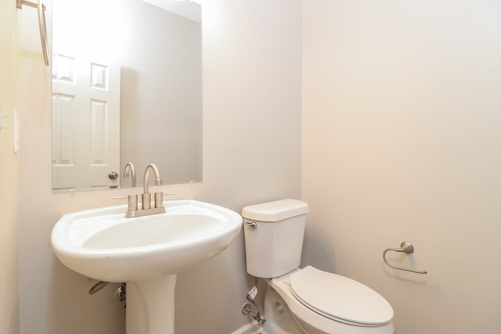 Building Photo - 6285 Whirlaway Dr
