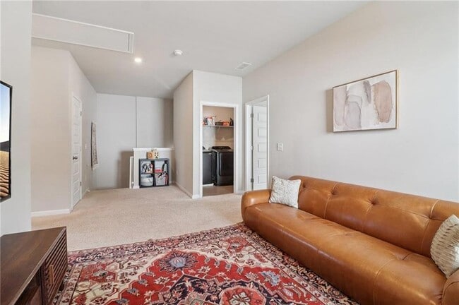 Building Photo - 3890 Clarington Dr