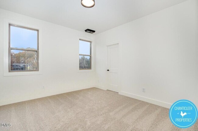 Building Photo - 2307 Broad St