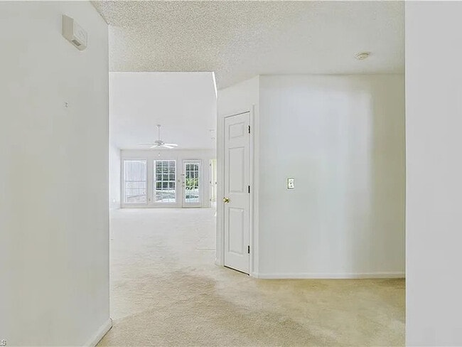 Building Photo - Build Equity While Leasing - Lease to Own