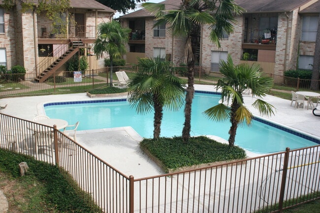 Building Photo - 16303 Lyons School Rd