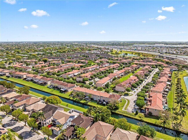 Building Photo - 27460 SW 138th Path