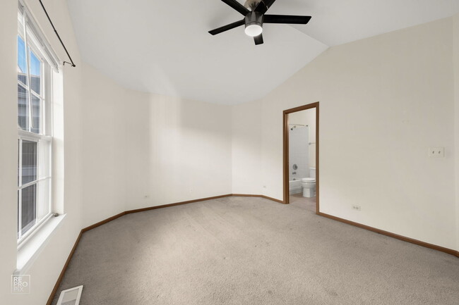 Building Photo - 1429 Orleans Dr