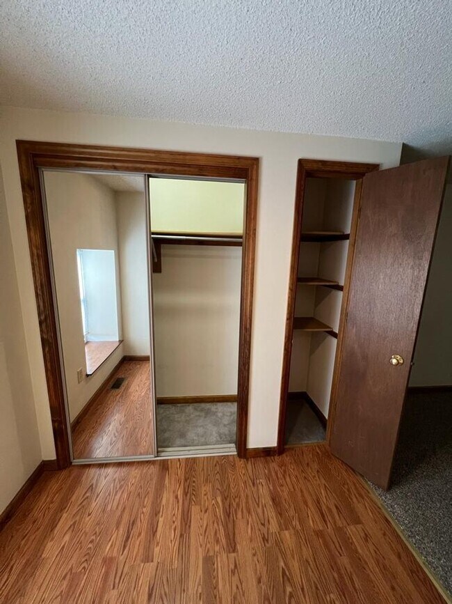 Building Photo - 2-Story, One Bedroom Loft Townhome AVAILABLE JUNE 2026 - Wernersville, PA