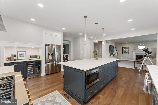 Building Photo - 921 Putting Green Cir