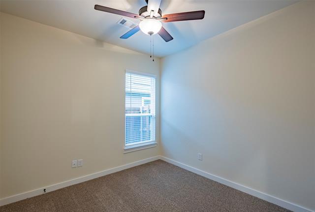 Building Photo - 601 Blackland dr