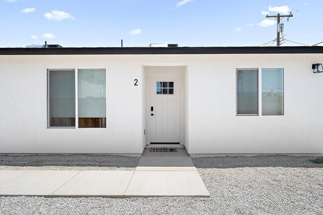 Building Photo - 3850 S 18th St