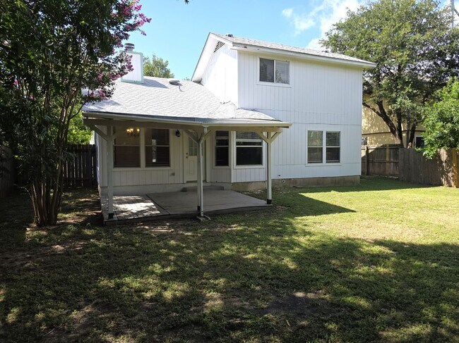 Building Photo - 1600 Hollow Tree Blvd