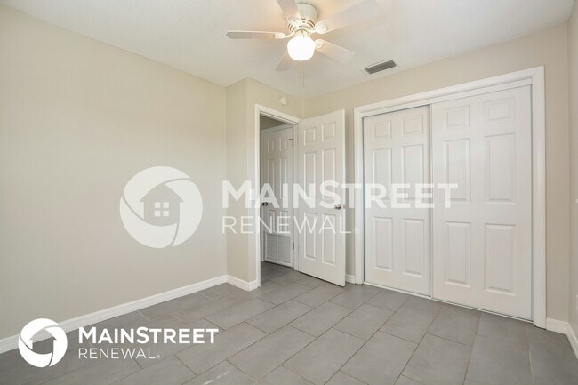 Building Photo - 540 Charles Ave