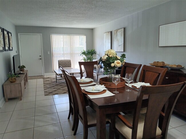 Building Photo - 55 SE 14th St