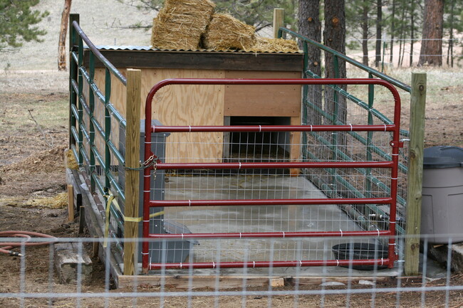 Building Photo - 15175 E Coachman Dr