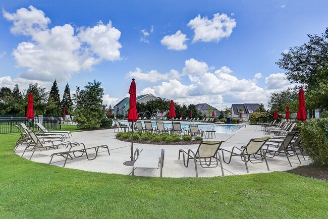 Building Photo - Beautiful 5-bedroom rental home in the hig...