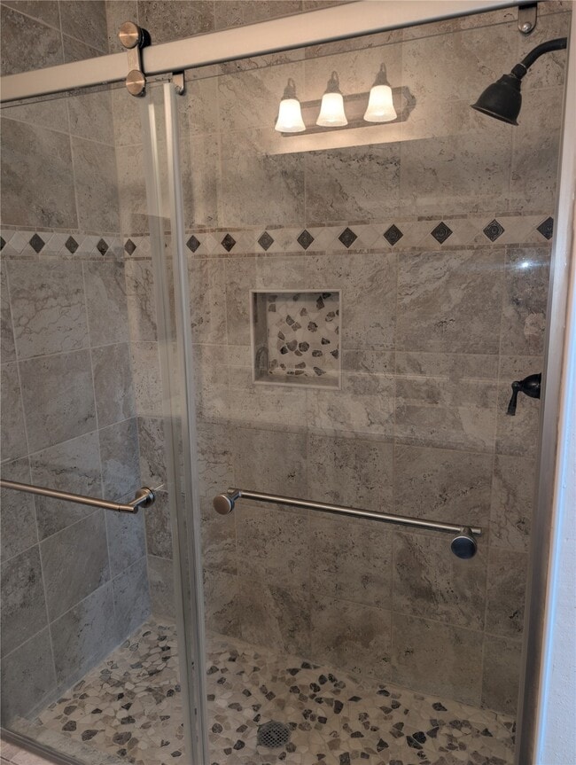 Building Photo - 5102 Fox Hollow Blvd