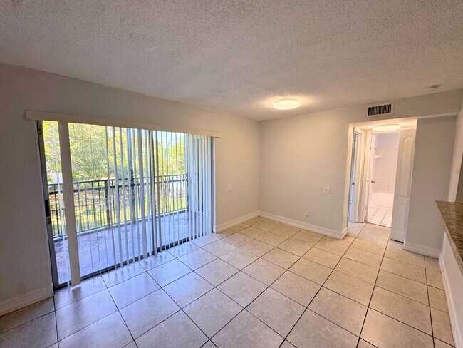 Building Photo - 4459 Treehouse Ln