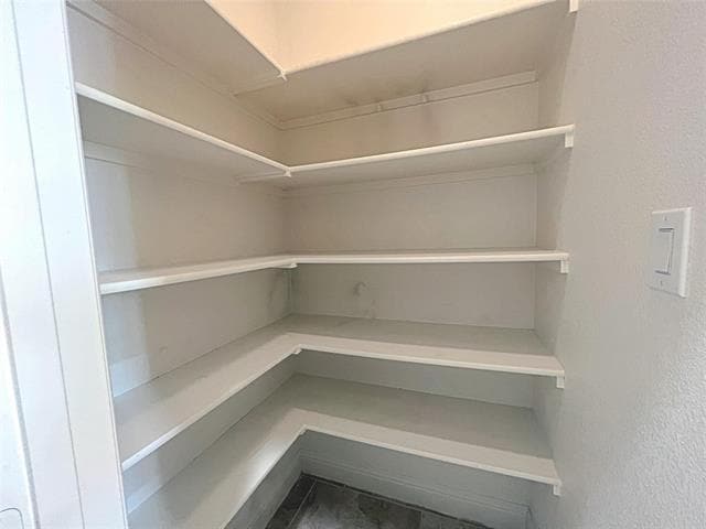 Building Photo - 2824 Country Church Rd