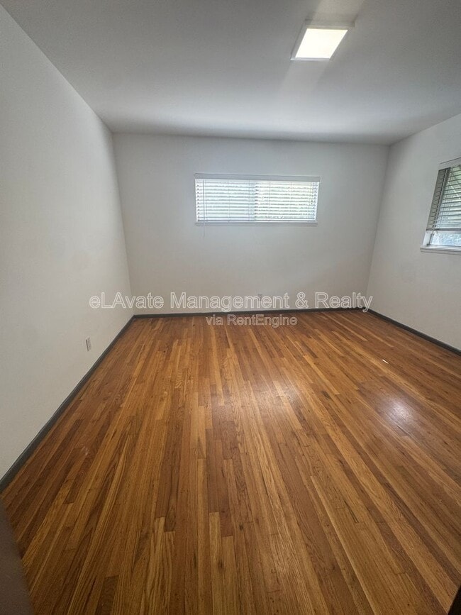 Building Photo - 12157 Chandler Blvd