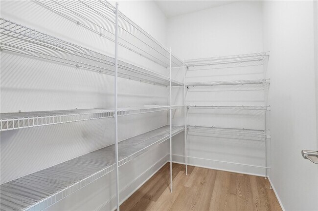 Building Photo - 4009 Cottage Wy