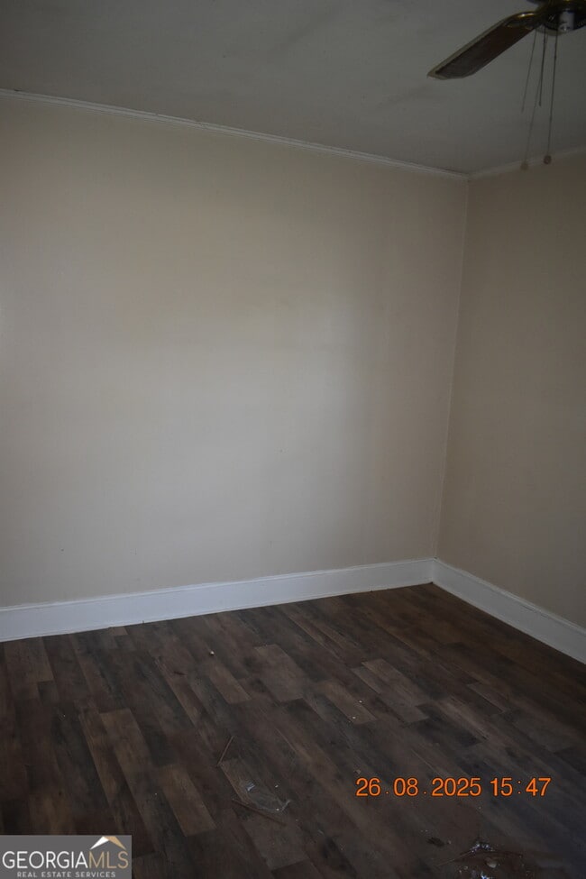 Building Photo - 2117 Ingleside Ave