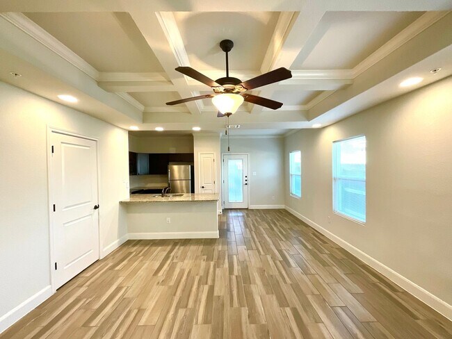 Building Photo - 3BR / 2.5BA Home | Fenced Backyard, Garage & Stainless Appliances!