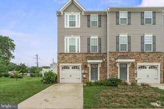 Building Photo - 100 Meridian Ln