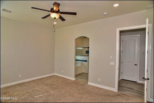 Building Photo - 7454 Wooden Nickel Dr
